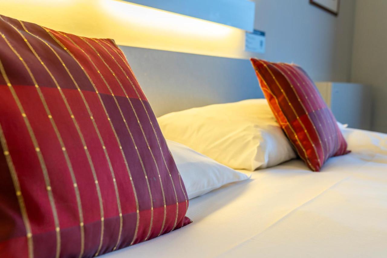 Hotel Ambiotel Tongeren Eksteriør bilde
