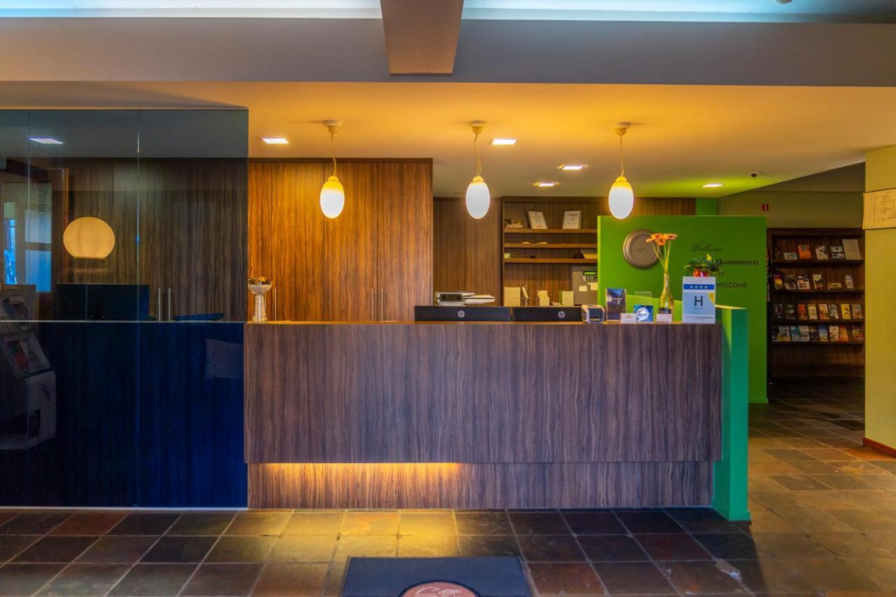 Hotel Ambiotel Tongeren Eksteriør bilde